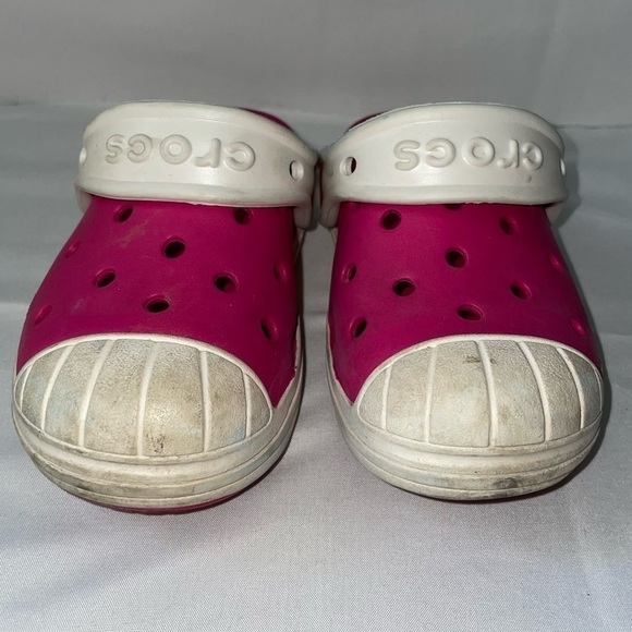 Crocs Kids Bump It Clogs Slip on Sandals Ribbed Cap Toe Perforated Water Shoes - Picture 1 of 6